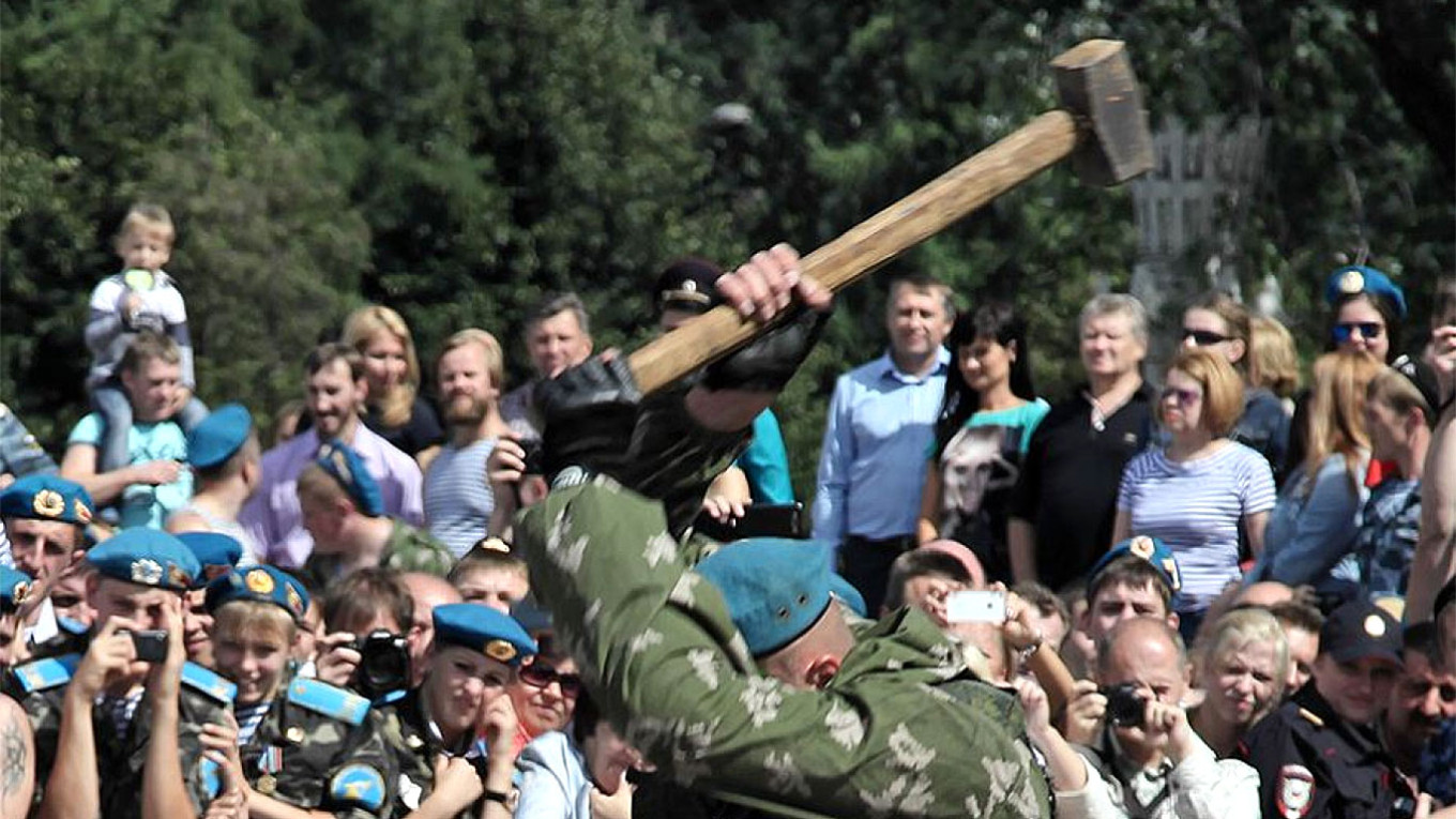 Удар по законам wikimedia commons