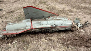 Обломки советского беспилотного самолета-разведчика Ту-143 в Брянской области 