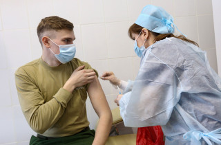Вакцинация от COVID-19 в Москве, 2021 год