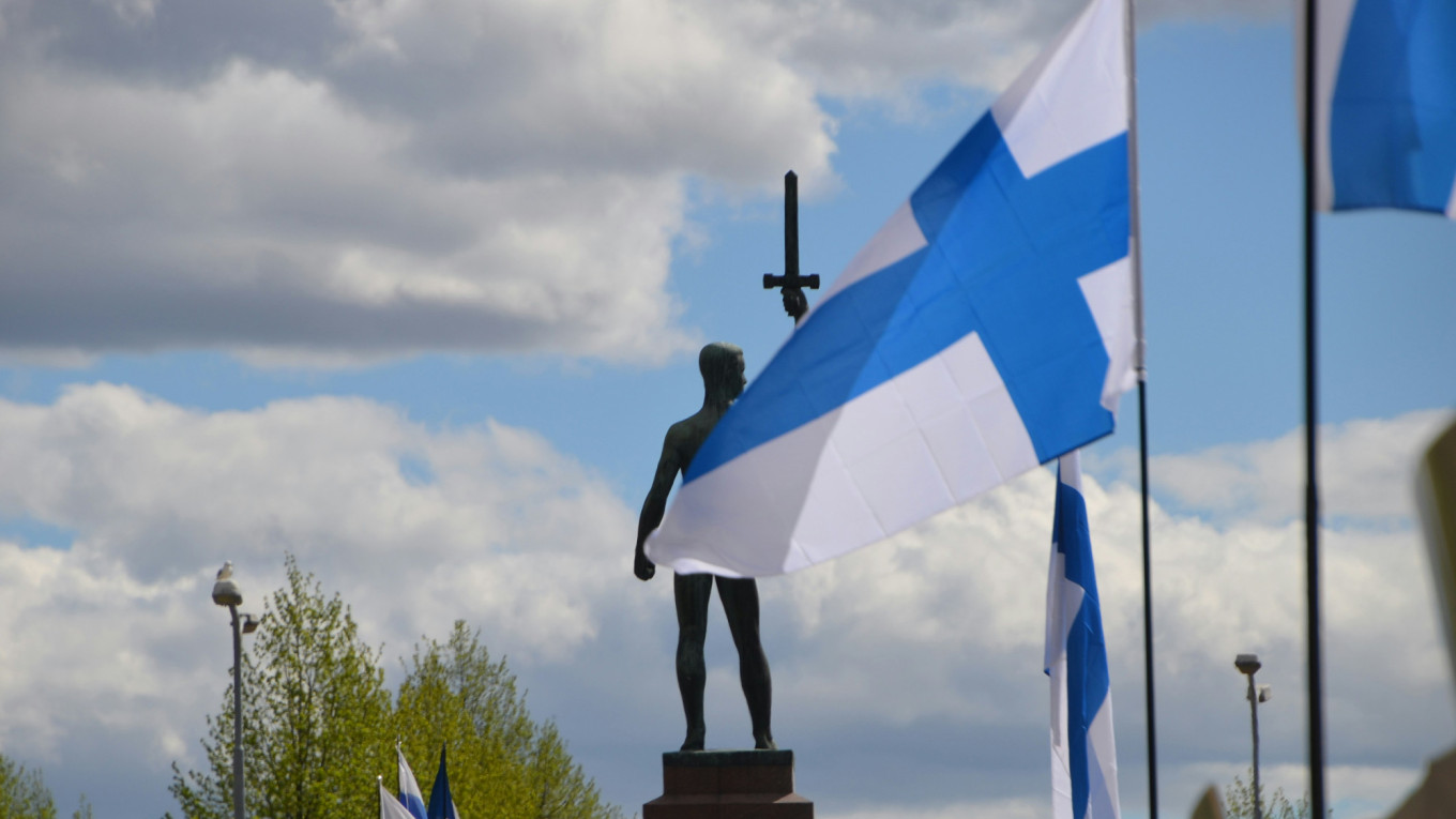В Финляндии задумали запретить двойное гражданство для россиян - Русская  служба The Moscow Times