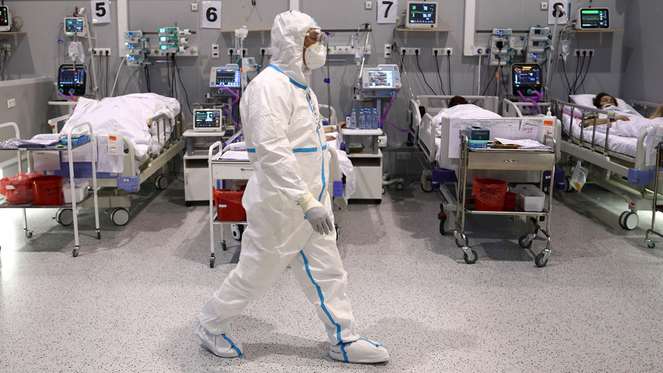 Кто вы в вопросе об омикроне оптимист, пессимист или