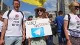 В регионах начались митинги против запрета звонков в Telegram и Whatsapp