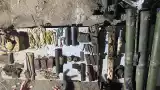В подвале петербургской гостиницы обнаружили килограмм тротила и схрон с оружием 