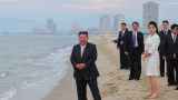 На курорте Ким Чен Ына россиян заставляли ходить строем с сотрудниками КГБ и закармливали крабами