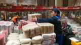 Правительство запретит поставщикам продуктов повышать цены чаще, чем раз в год