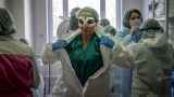 Российские врачи спрашивают, куда делись обещанные Путиным бонусы за работу с больными коронавирусом