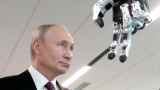 Путин поручил правительству придумать, как запустить производство роботов в России