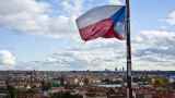 Чехия высылает российских дипломатов из-за дезинформации о покушении