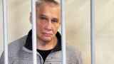 Получивший 16 лет за 11 убийств главарь банды милиционеров попросился на войну