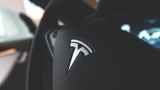 Илон Маск использует товарный знак Tesla для сети своих ресторанов