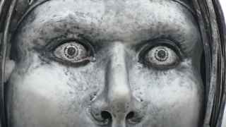 Памятник Аленке, Нововоронеж. Фрагмент