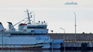 Паром Seabridge из Трабзона у берегов Сочи