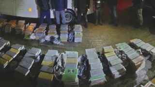 Скриншот из видео ФСБ, изъявшей партию кокаина из Латинской Америки