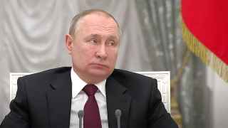 «Решение о вопросе признания ДНР и ЛНР будет принято сегодня», - сказал, закрывая совещание, Путин. Он добавил, что «услышал» мнение коллег.
