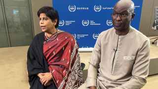 Нажат Шамим Хан и Маме Мандиае Нианг