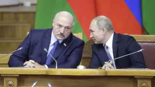 В понедельник Лукашенко и Путин проведут свою первую встречу со времени начала протестов в Беларуси.