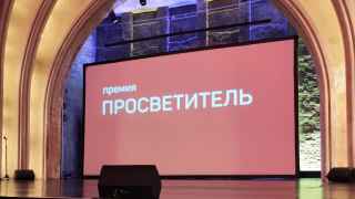«Политпросвет» — возможность высказаться на политические темы, не опасаясь преследования. Почему победитель – не книга о войне?