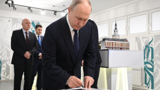 Владимир Путин во время посещения Балтийского федерального университета им. И. Канта