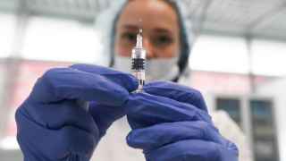 Россия отправит в Индию 100 млн доз вакцины от коронавируса