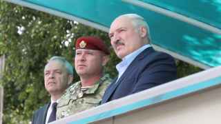 Во время голосования 9 августа президенту Белоруссии Александру Лукашенко грозит самая жесткая конкуренция за 26 лет его правления.