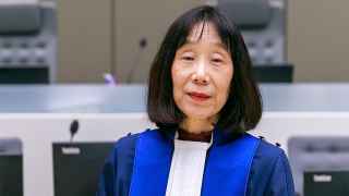 Судья Томоко Аканэ