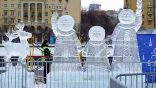 В парке Горького проходит международный фестиваль «Снег и лед в Москве»