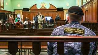 Рассмотрение дела о ликвидации правозащитной организации "Мемориал" в Мосгорсуде.