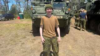 Лейкен Пейван (на фото в Канаде) с детства увлекался военными и оружием, по словам его матери Энделейн Нелсон