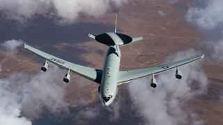 Boeing E-3 «Страж», главная часть системы дальнего радиолокационного обнаружения (AWACS)
