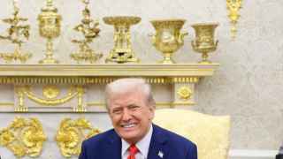 Трамп должен положить на полку трофеев Нобелевскую премию за победу над Путиным