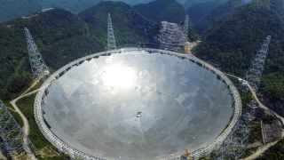 Астрофизику невозможно загнать в государственные границы (на фото – зеркало телескопа в Китае)