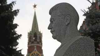 Сталин снова идет в Кремль