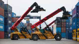 Доставка контейнера в октябре стоит на сотни долларов дороже, чем месяц назад