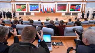 РБК: белорусское телевидение набирает журналистов российского канала RT