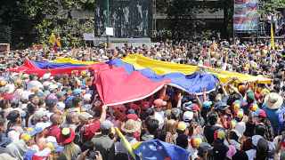 Марш протеста против президента Мадуро в Каракасе, Венесуэла, 2019 г.