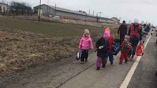 Беженцев из Украины более 8 млн человек, сколько беженцев из России – толком не известно; помогать надо всем
