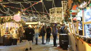 Фестиваль «Путешествие в Рождество» проходит в столице с 2013 года. Зимой 2019-2020 года фестиваль стал рекордным по продолжительности — он длился 50 дней.