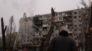 Дом в Киеве после российской атаки