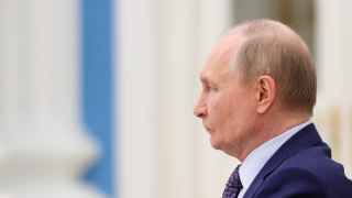 В Кремле услышали треск экономики