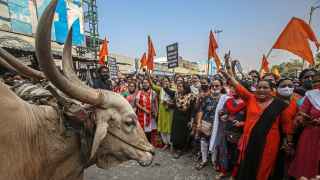 Акция протеста против роста цен на топливо в Мумбаи