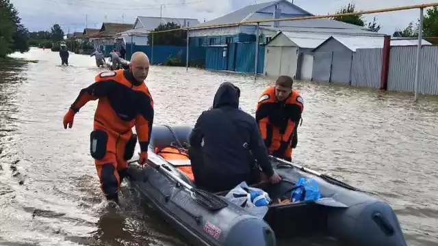 Жена челябинского губернатора призвала «радоваться дождю» после разрушения дамбы и затопления нескольких населенных пунктов