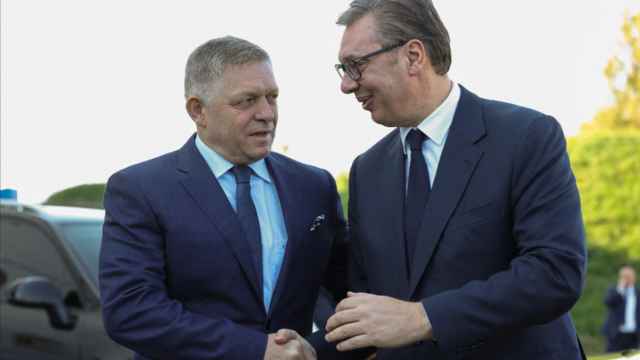 Три страны НАТО запретили самолетам Вучича и Фицо пролет в Москву