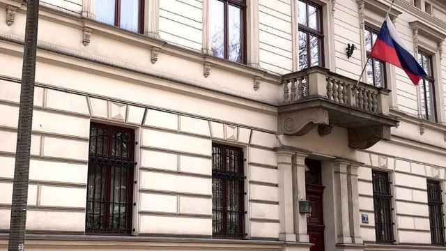 Польша закроет российское консульство в ответ на поджог ТЦ в Варшаве